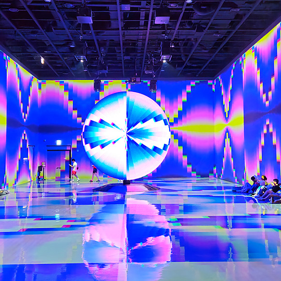 유산을 기념합니다 - 브라이틀링 140주년 기념 에디션